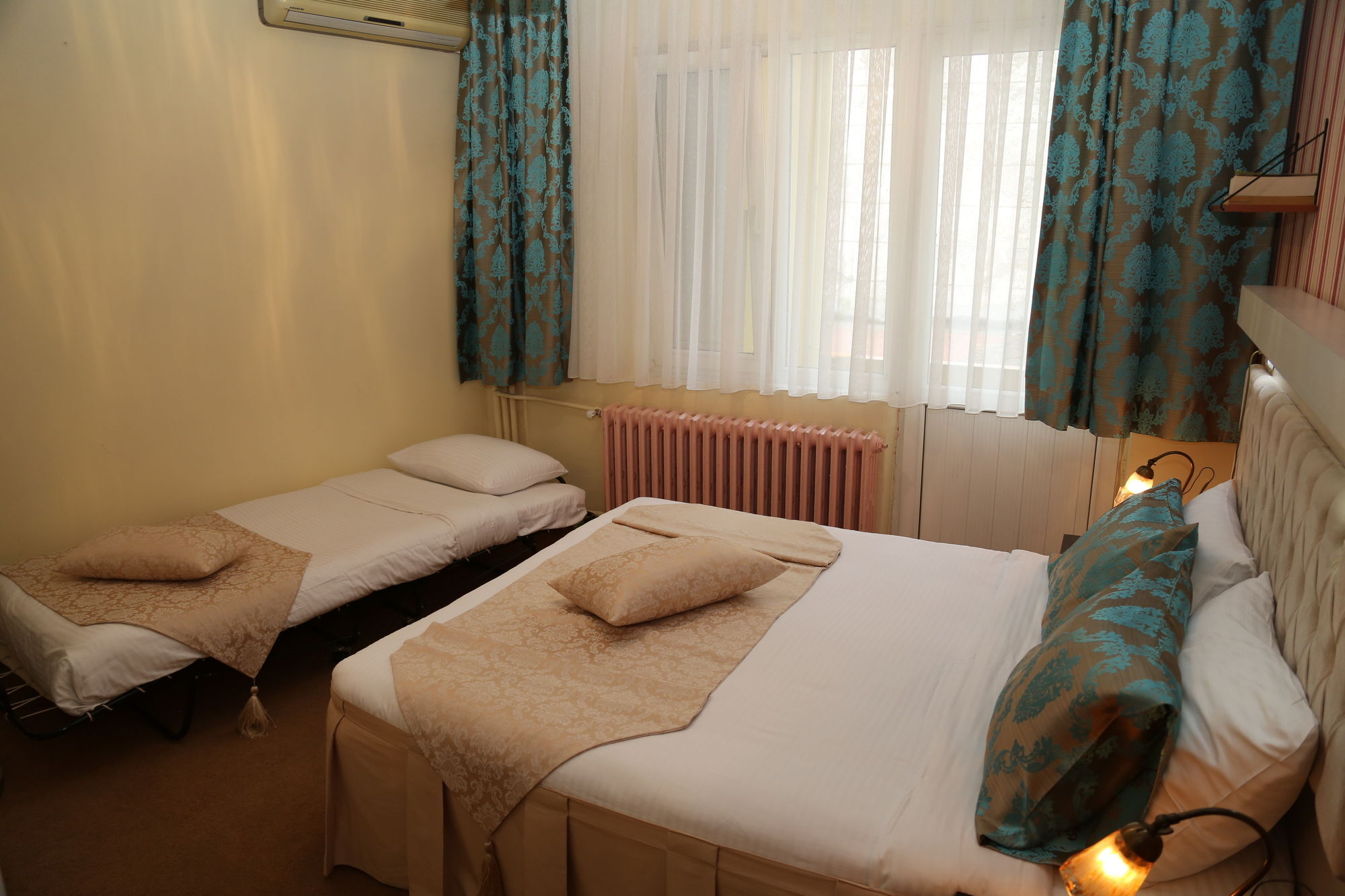 Pensiune Hotel Han 3*