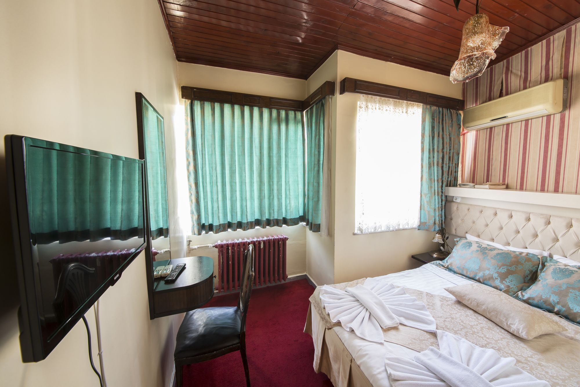 Hotel Han Pensiune 3*